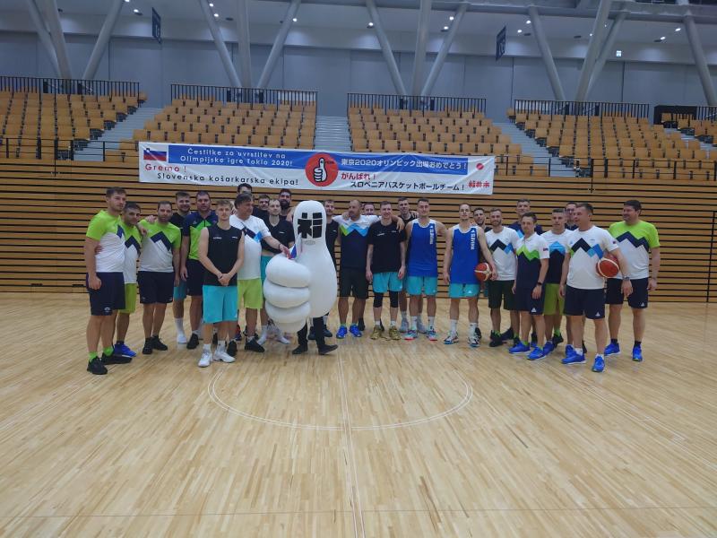 Slovenski košarkarji v pričakovanju sredinega odhoda v Tokio
